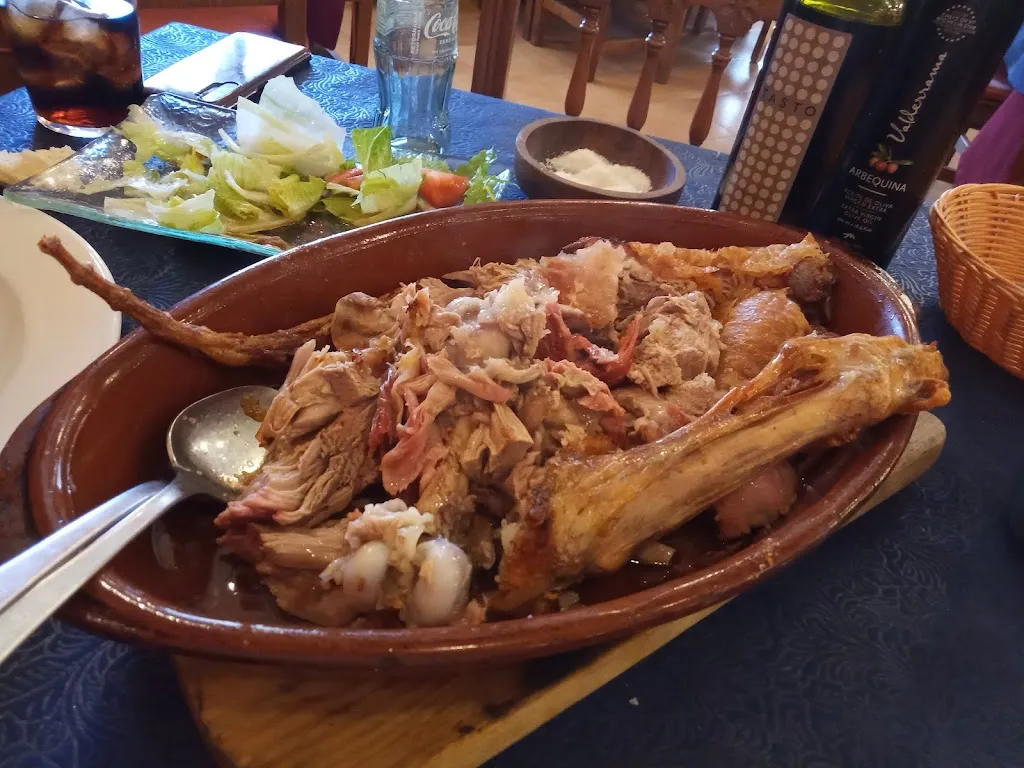 Restaurante San Basilio_Cuéllar_slider_image_2