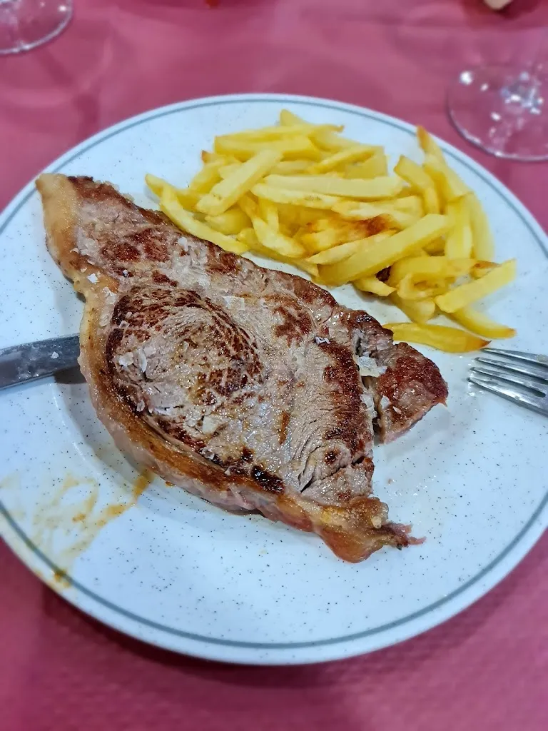 Victor Cura Arconada _Restaurante Fonsi_Cuéllar_review