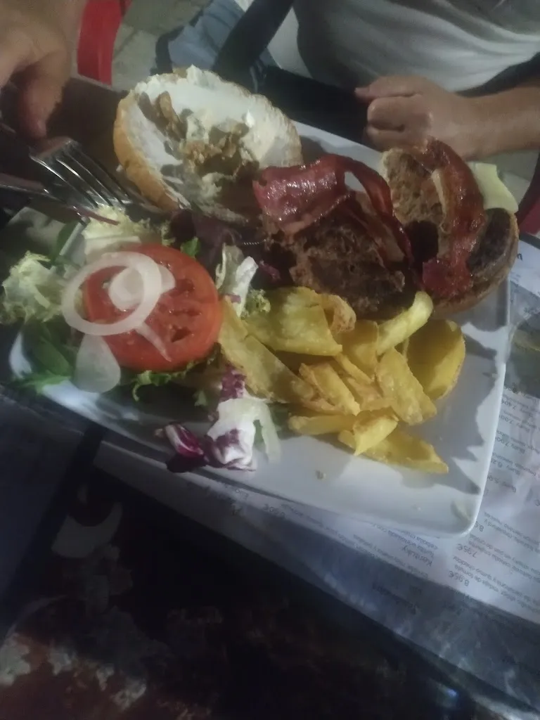 Victor_Restaurante bocados Cuellar_Cuéllar_review