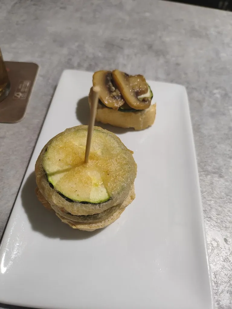 Patricia_Bar Garita_Cuéllar_review