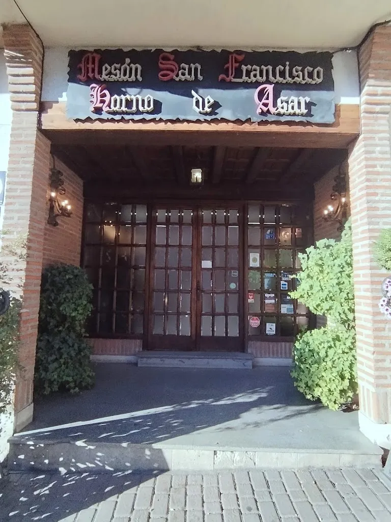 Hotel/Restaurante/Bar 