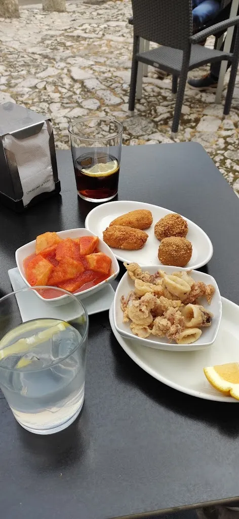 Menu_Bar Cuéllar Las Bolas_Cuéllar_image_5