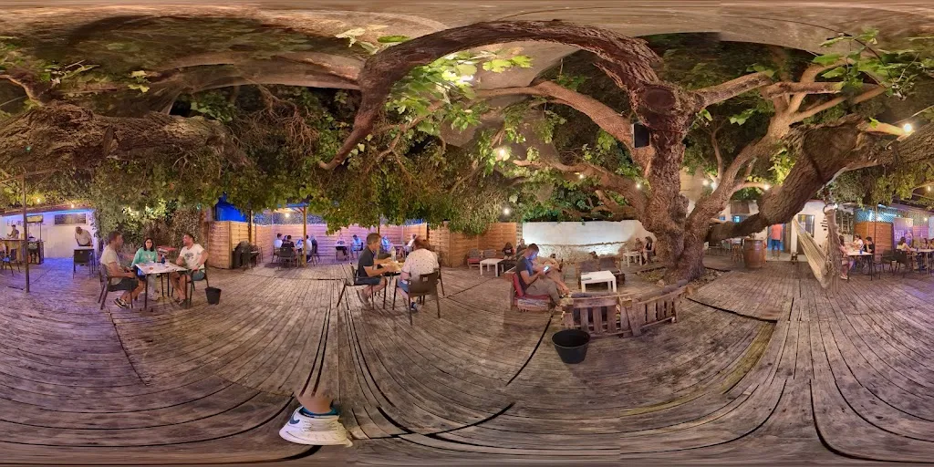 José Moreno_Bar Chicote - Terraza El Moral_Cuéllar_review