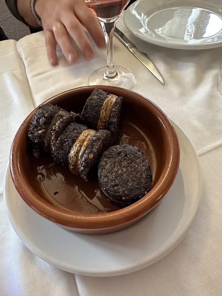 Restaurante Las Cubas_Fresno de Cantespino_slider_image_3