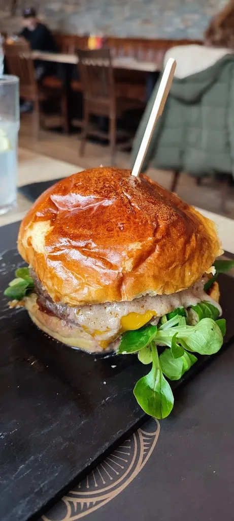 Menu_Yellowstone Sports Food & Drinks_Fresno de la Fuente_image_9