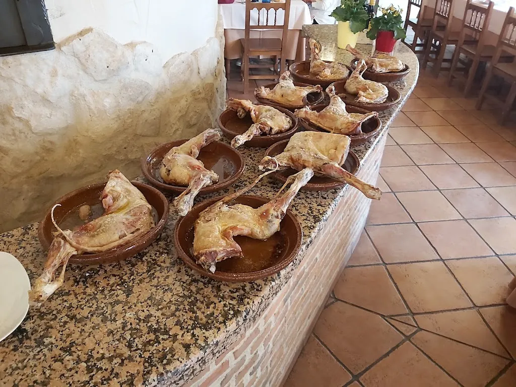 Adolfo Cañas_Restaurante Asador Los Chicos_Fuente el Olmo de Íscar_review