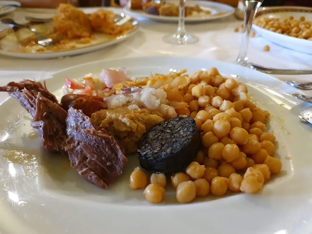 Restaurante Casa Isidoro_Fuente el Olmo de Íscar_slider_image_2