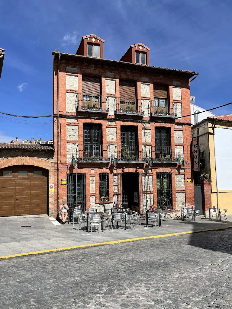 Mesón Restaurante El Albero_Espinar El_slider_image_3