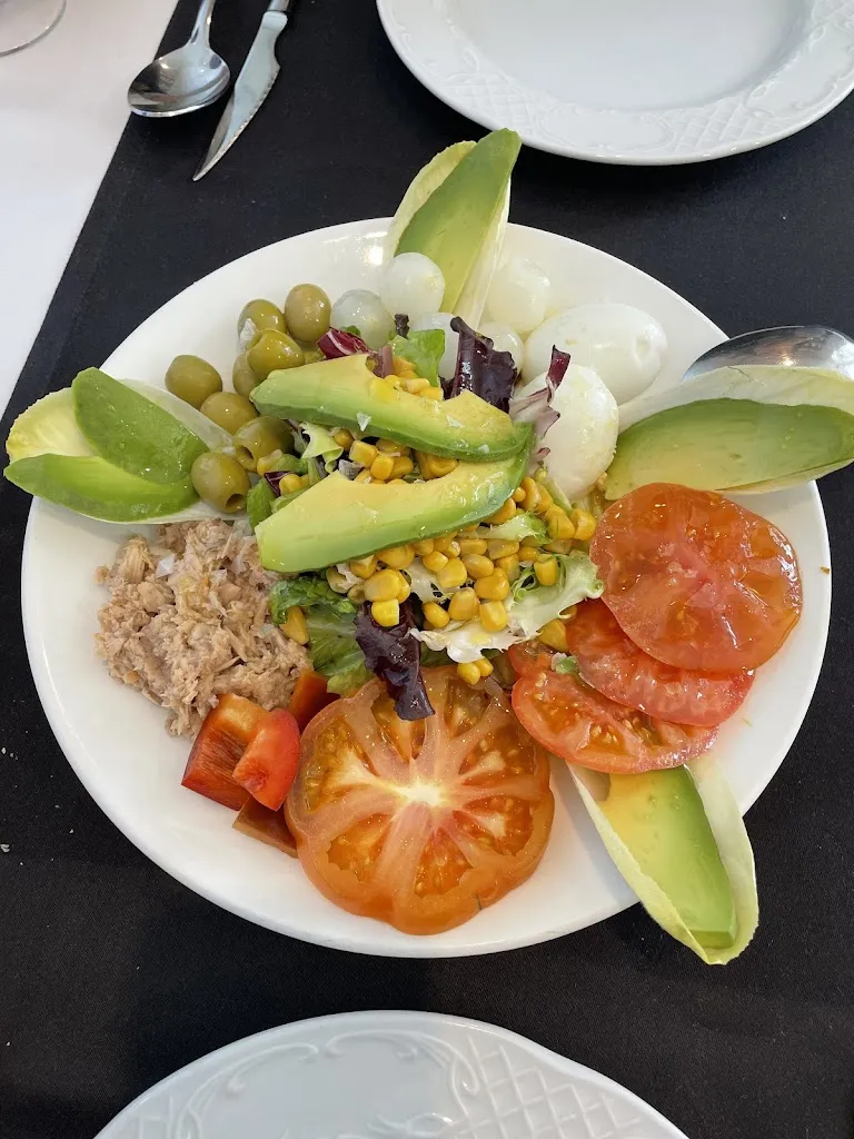 Roberto S._Restaurante Premier_Espinar El_recensione