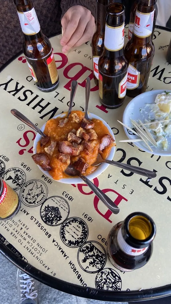 Enrique Pelaez_Café - Bar Hernando_Espinar El_review