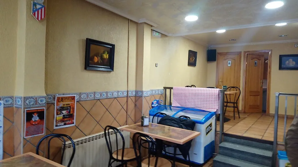 Café - Bar Hernando restaurant in Espinar El