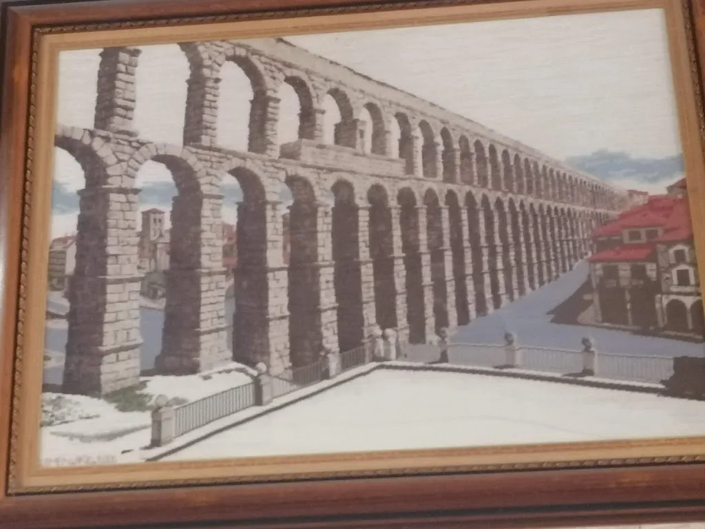 Marijose Mollasemper_Bar Salvador_Fuentepelayo_review