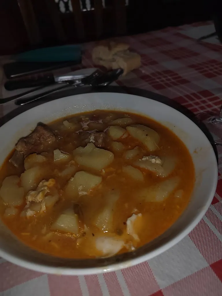 ALFREDO Melgarez_BAR RESTAURANTE EL CHAPU_Fuentepiñel_review