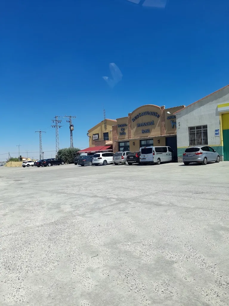 P Hall_Restaurante Marcial_Ituero y Lama_review