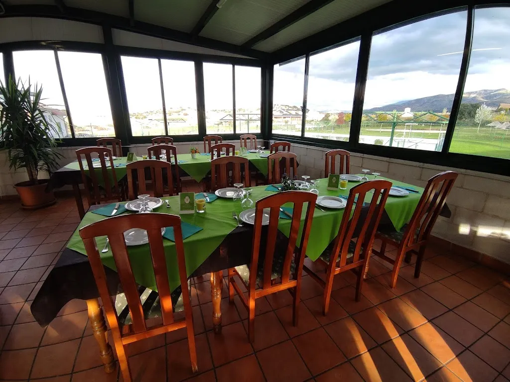 Restaurante La Dehesa restaurant in Ituero y Lama
