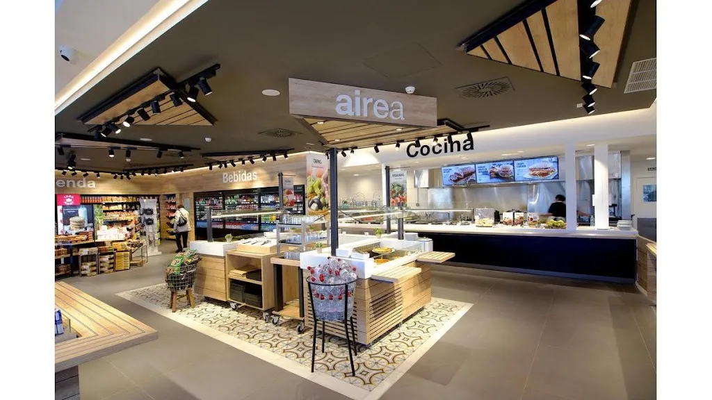 Área de Servicio Villacastín Airea restaurant in Ituero y Lama