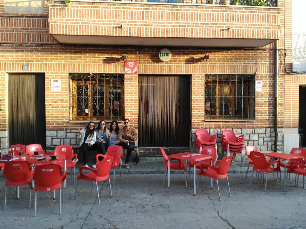 Bar Santi restaurant in Lastras de Cuéllar