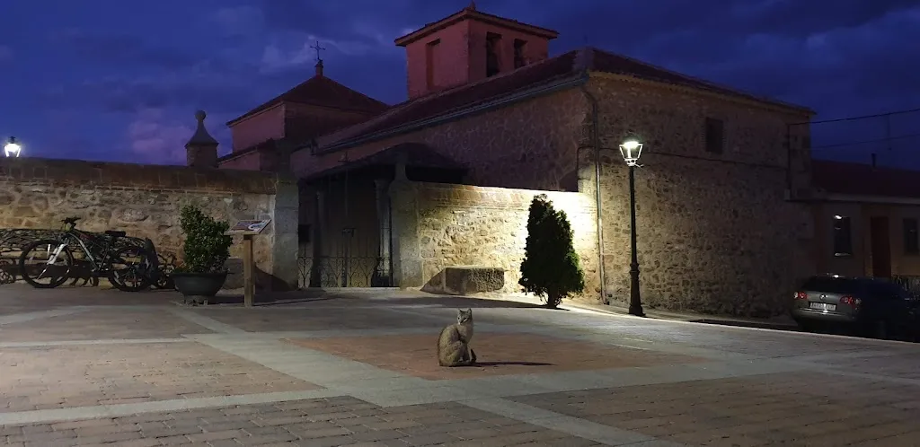 Bar La Escuela_Lastras del Pozo_slider_image_3