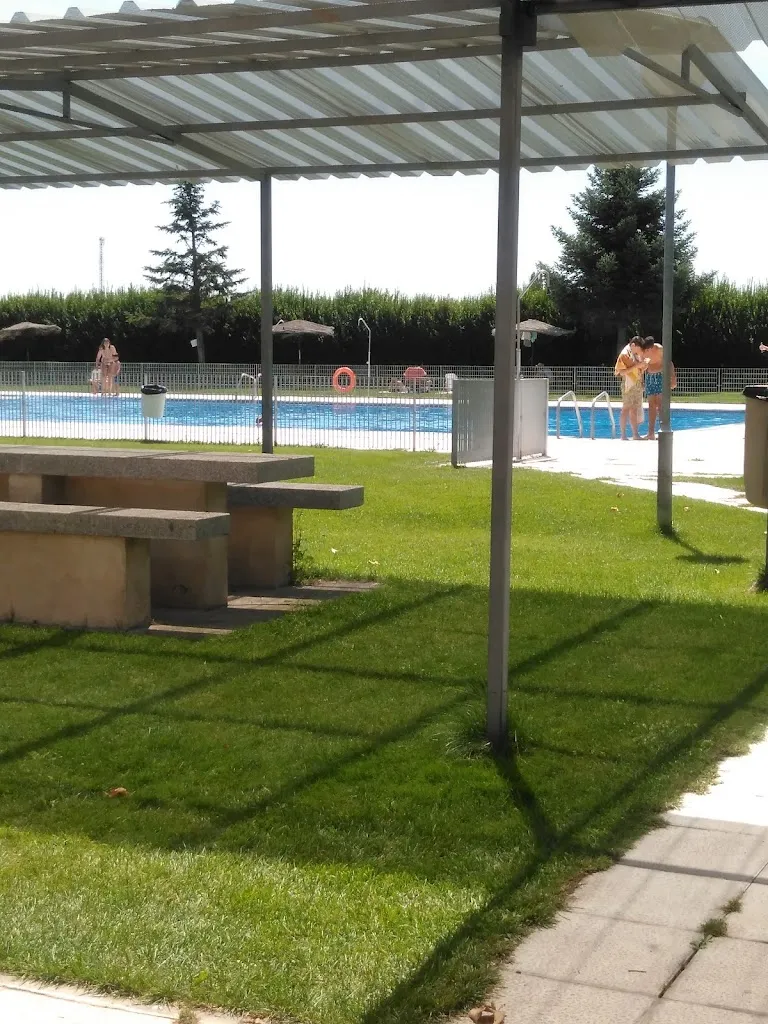 Bar Las Piscinas_Martín Muñoz de la Dehesa_slider_image_2