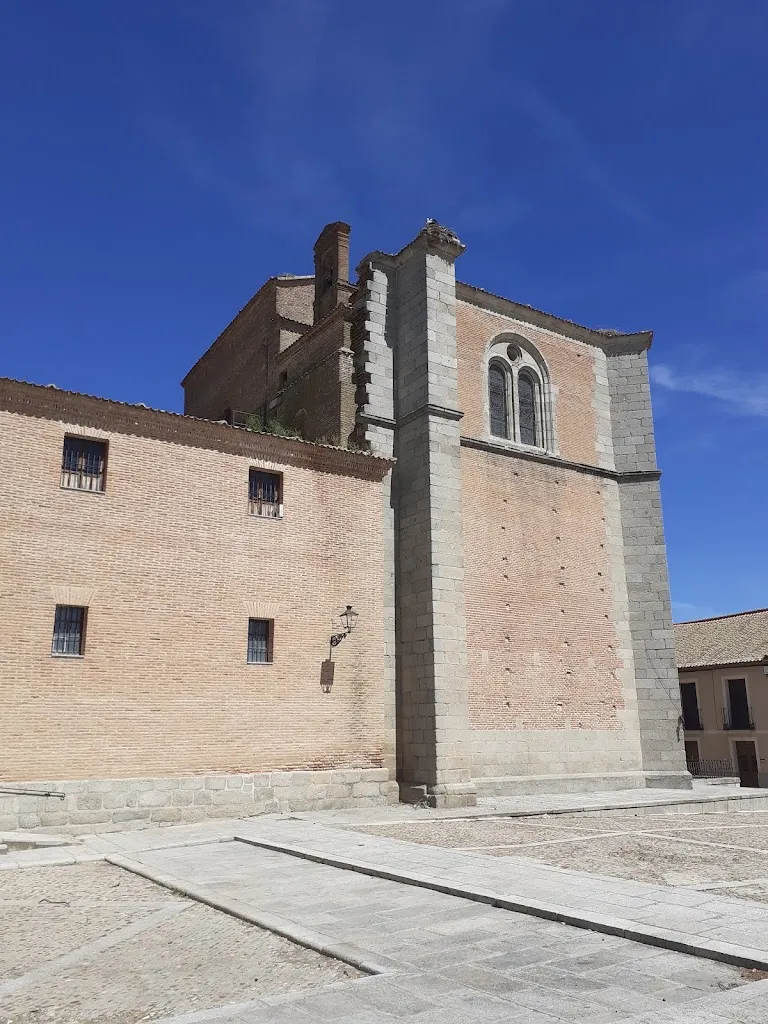 Bar La Plaza restaurant in Martín Muñoz de las Posadas