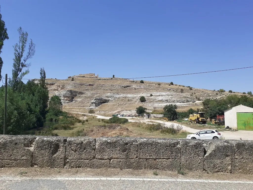 cristina vásquez ramos_Cervezas Casuar Artesan-Ales_Montejo de la Vega de la Serrezuela_review