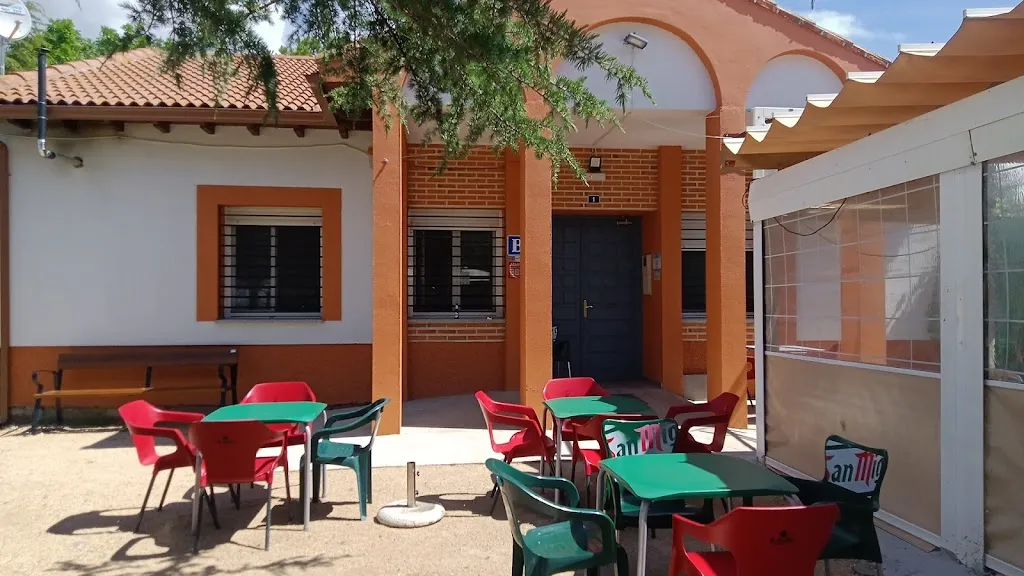 Bar big bang_Montejo de Arévalo_slider_image_2