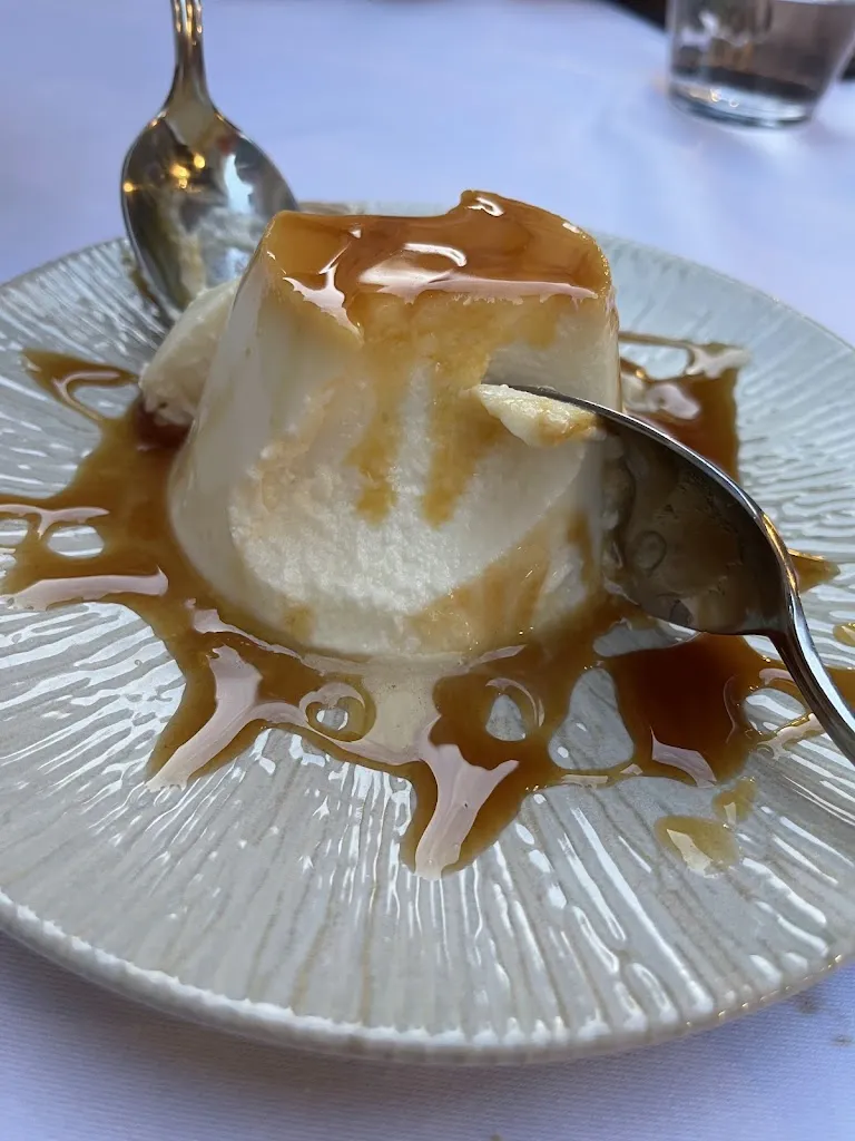 alfonso clavo_El arco de Nieves_Montejo de Arévalo_review