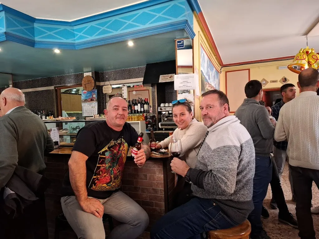 antonio moreno_Bar Orejana_Muñoveros_review