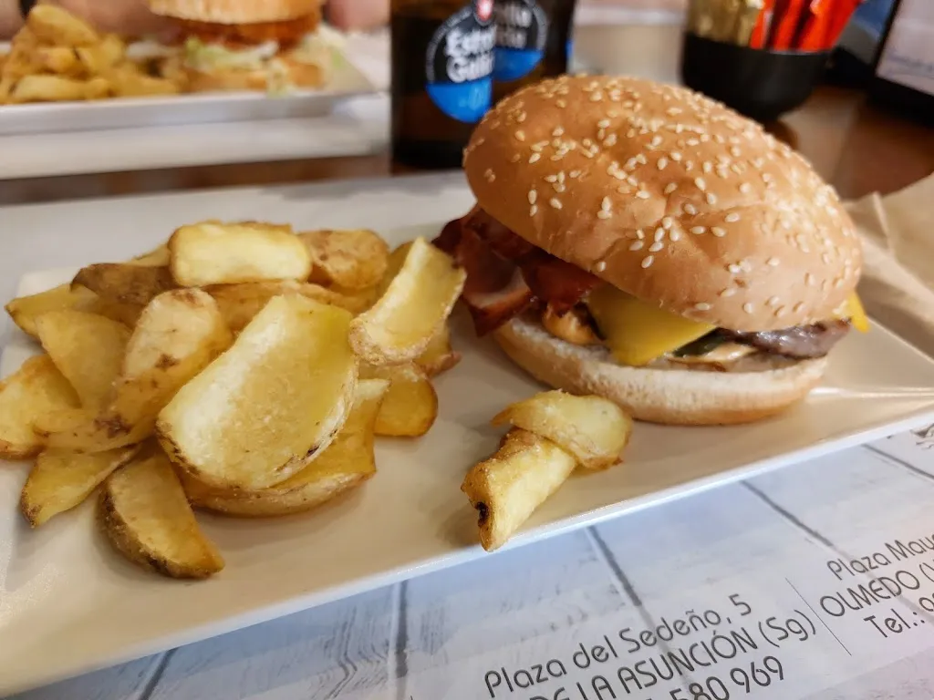 Cova Gonzalez_Bocados - Nava de la Asunción_Nava de la Asunción_review