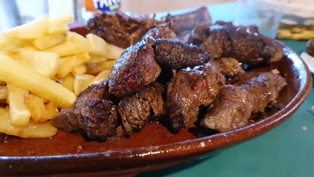 Pinar El Chorro_Navafría_slider_image_1