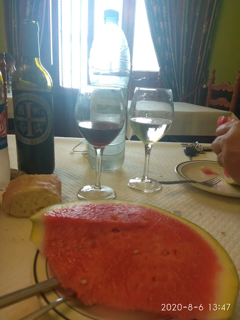 ana María_Restaurante San Bar_Navas de Oro_avis