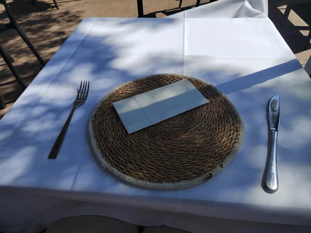 Luis Flórez-Estrada_VACAMU_Ortigosa de Pestaño_review