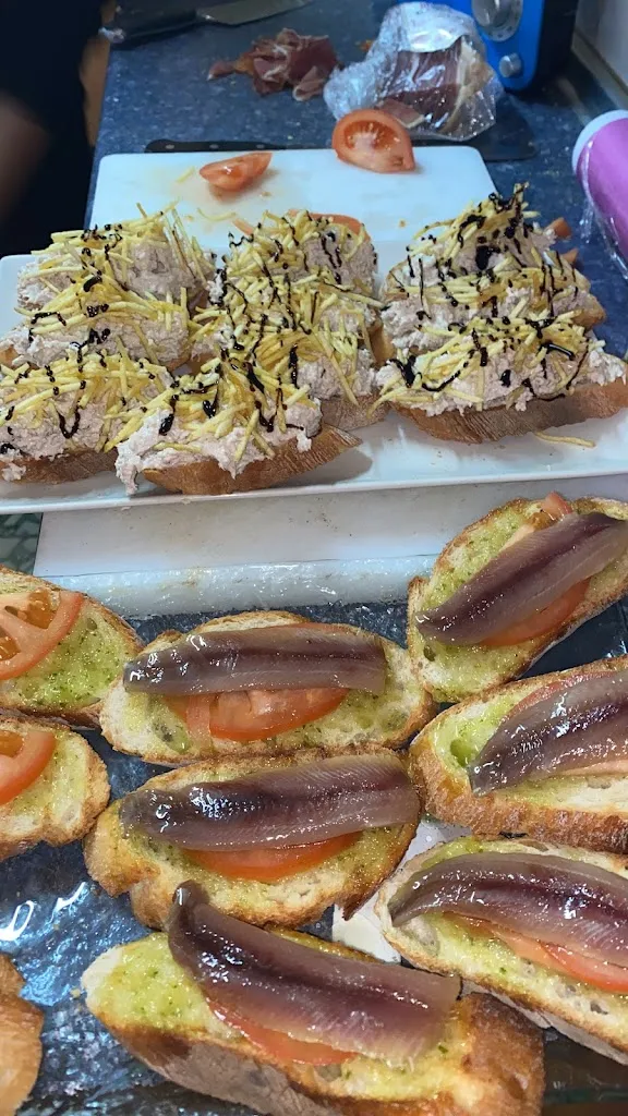 Menu_El Bar de la Plaza_Otero de Herreros_image_4