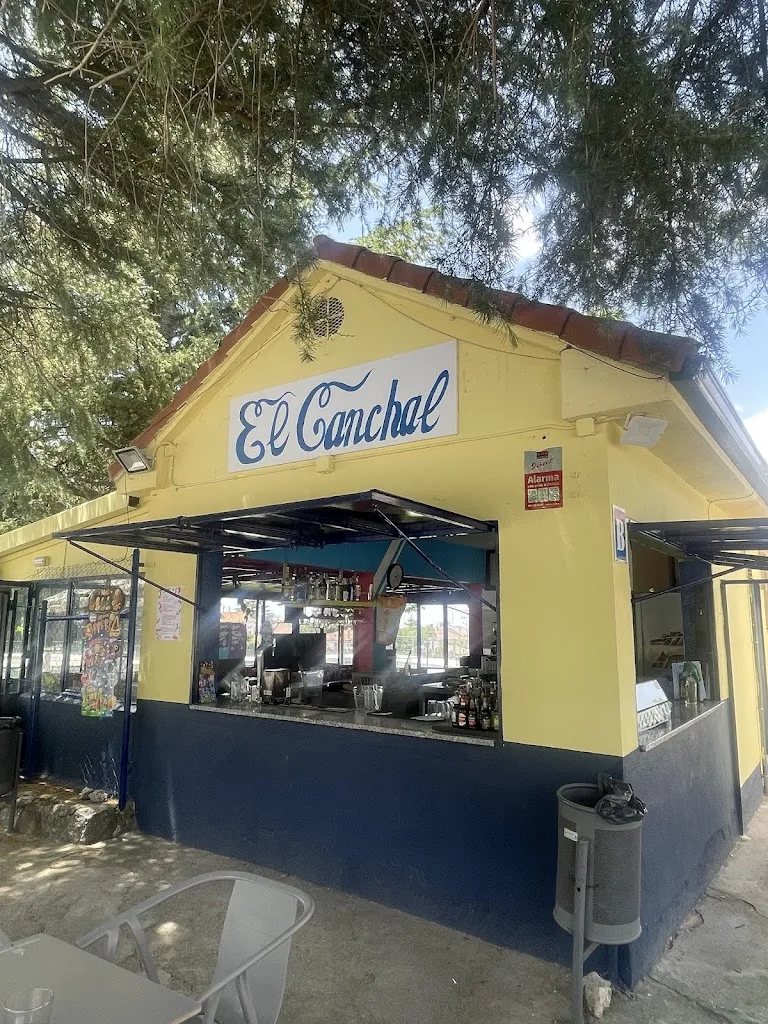 BAR EL CANCHAL restaurant in Otero de Herreros