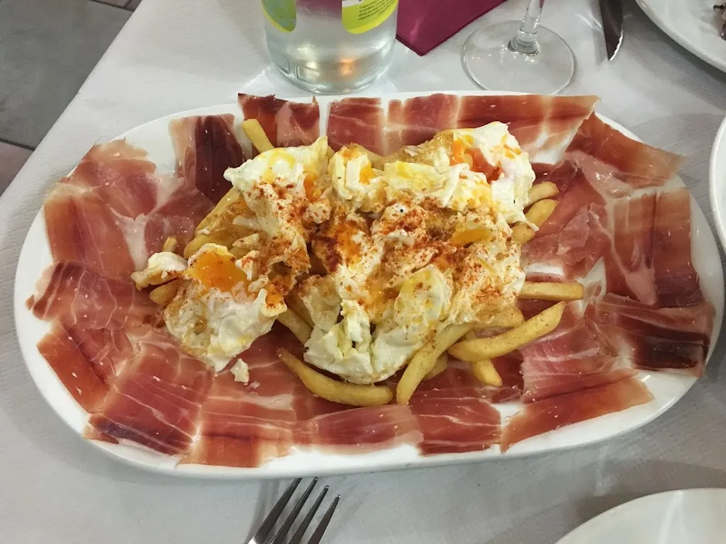 juankarwebmaster Djclash_Asador El Capricho_Pinarnegrillo_review