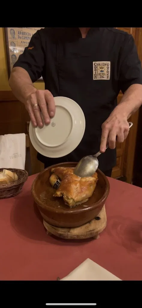 Elena Bermejo Gutiérrez_Matimore Casa Moreno_Riaguas de San Bartolomé_review