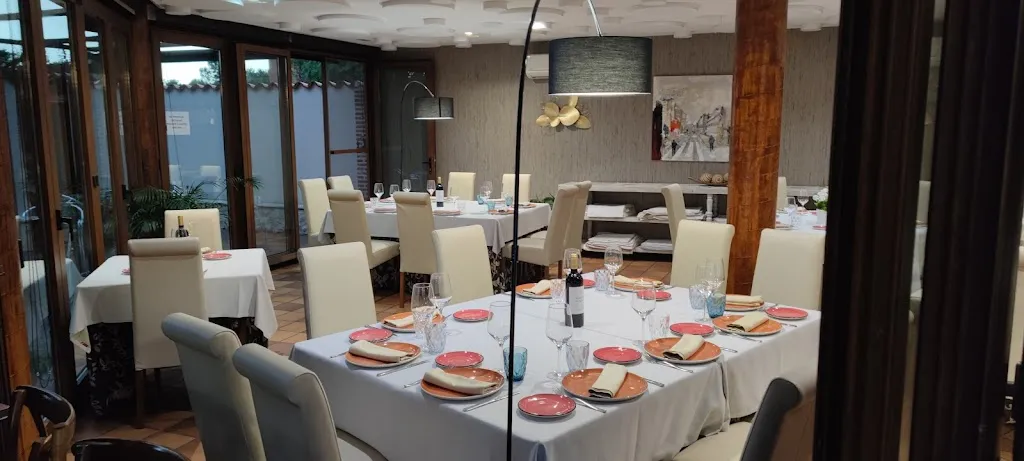 Restaurante la Mirada restaurant in Samboal