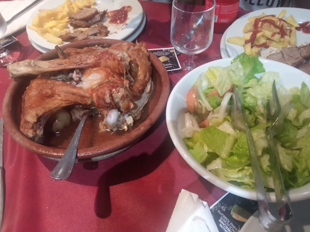 Anthos Bell_Bar Los Maribeles_Sacramenia_review