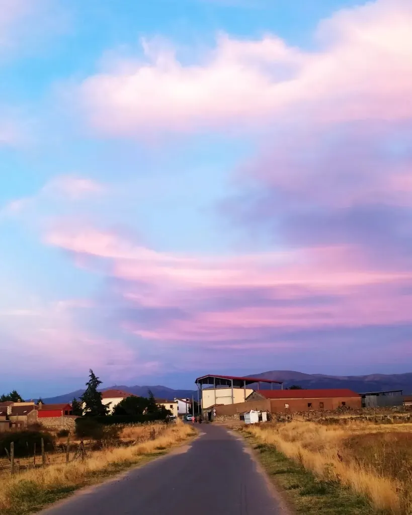 Ayuntamiento de Santa Marta del Cerro restaurant in Santa Marta del Cerro