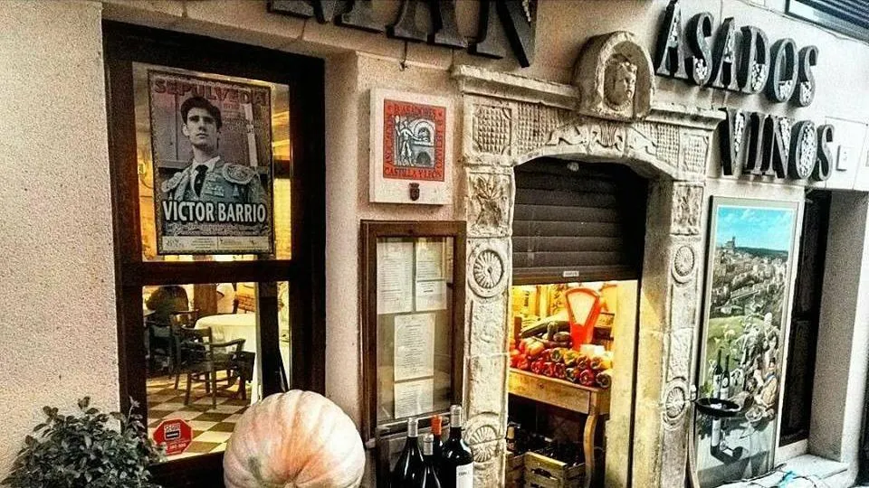 Restaurante Casa Román_Santa Marta del Cerro_slider_image_1