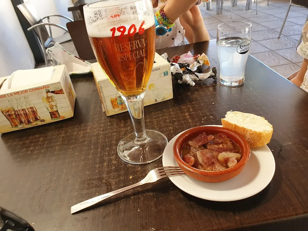 Menu_Bar Patukas_Santiuste de San Juan Bautista_image_4