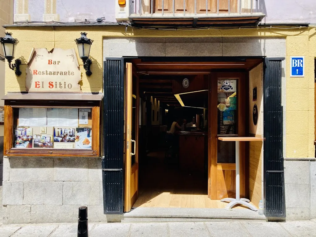 Mister Morelight_El Sitio_Segovia_review