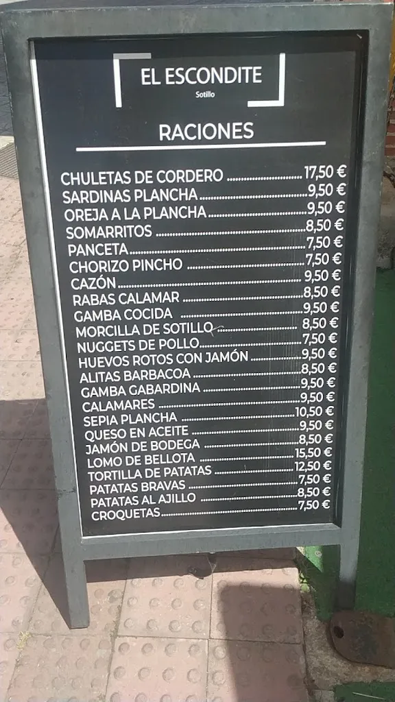 Bar restaurante El Escondite_Sotillo_slider_image_2