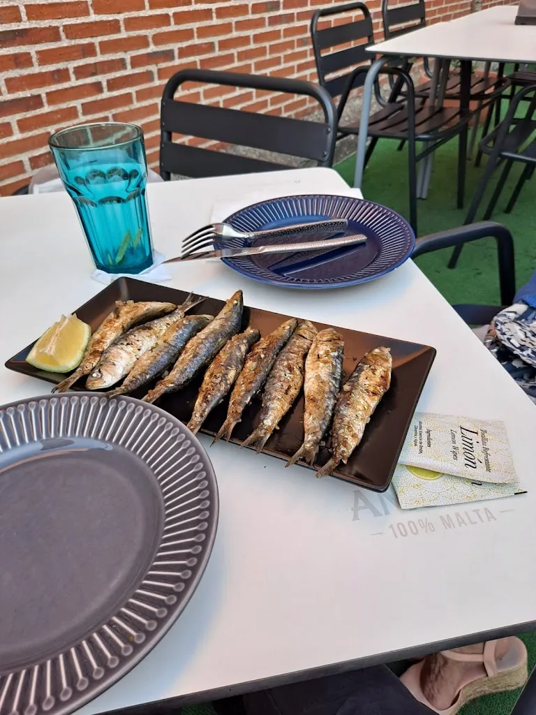 Bar restaurante El Escondite_Sotillo_slider_image_3