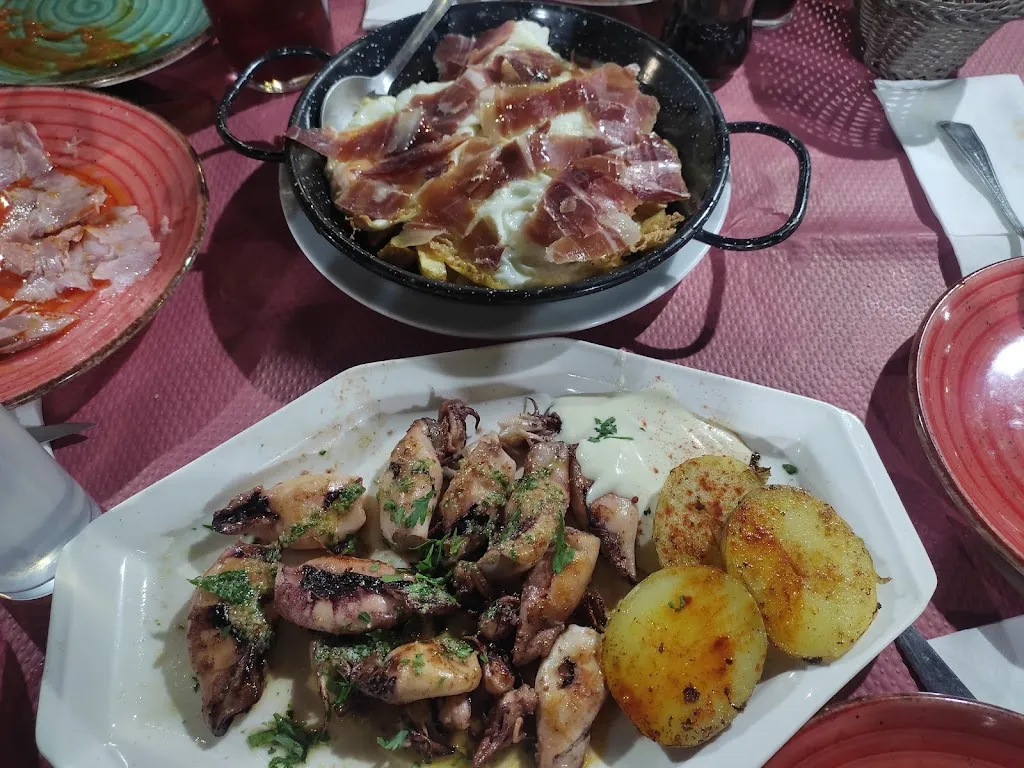 Café Bar Linares_Sotillo_slider_image_2