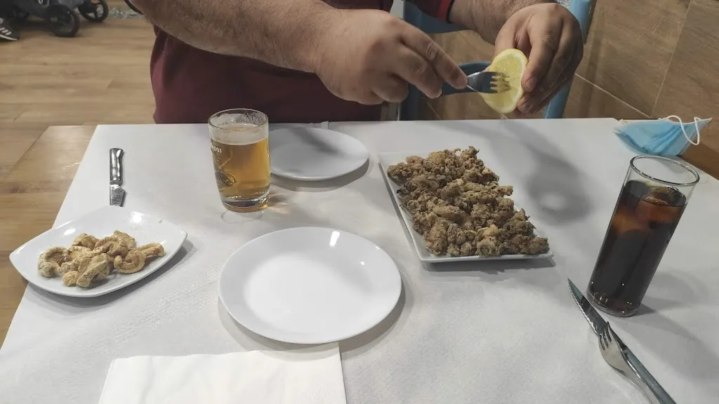 Menu_Bar El Pequeño Luchador C.B._Sotillo_image_1