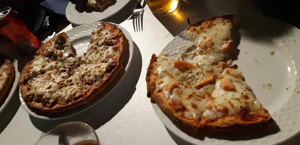 Meme Chesi_Pizzeria De Antaño_Sotillo_review