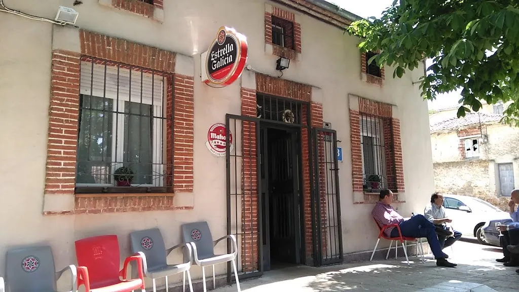 Bar Las Chicas restaurant in Torreiglesias