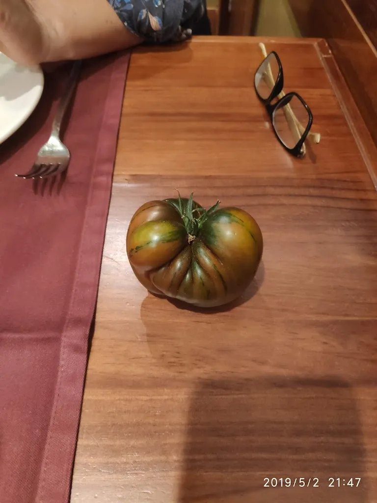 hanan eyal_Taberna Entrevinos_Almería_review