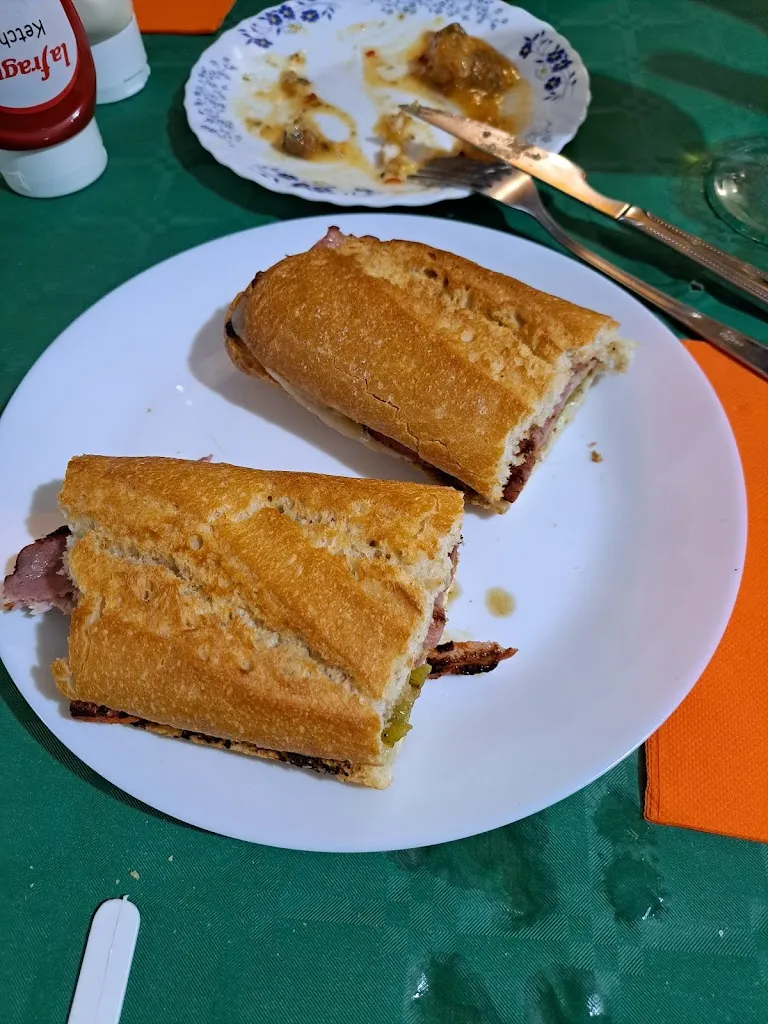 Menu_Taberna Los Robles_Torrecaballeros_image_7